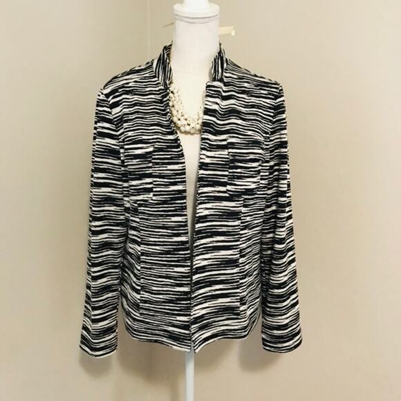 Chico's Jackets & Blazers - Chico’s Stretch Jacket